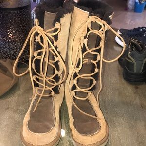 Multi brown color Ugg boots worn once